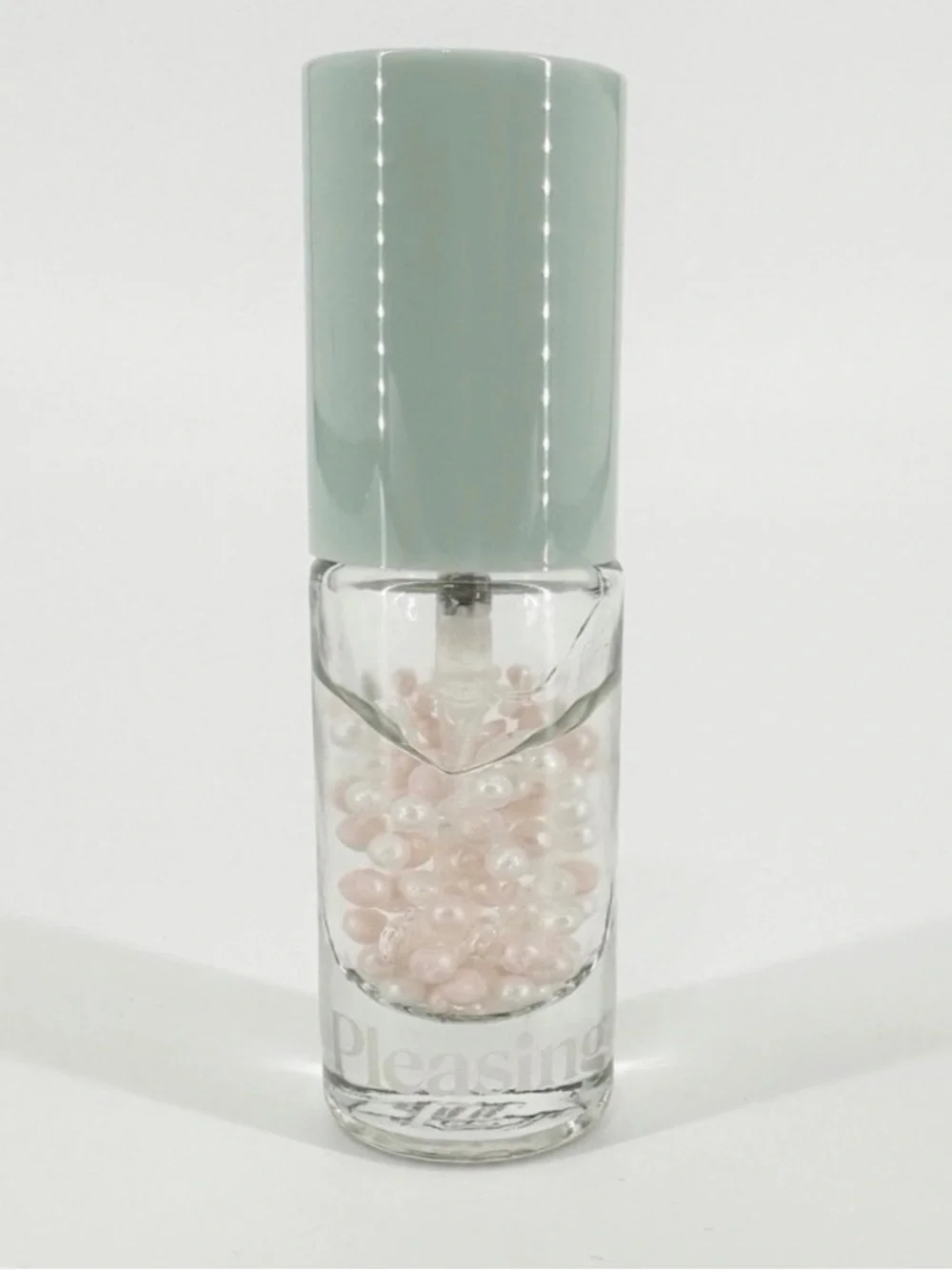 Pleasing The Pearlescent Illuminating Serum Harry Styles